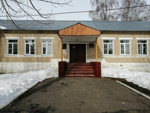 вход в школу
